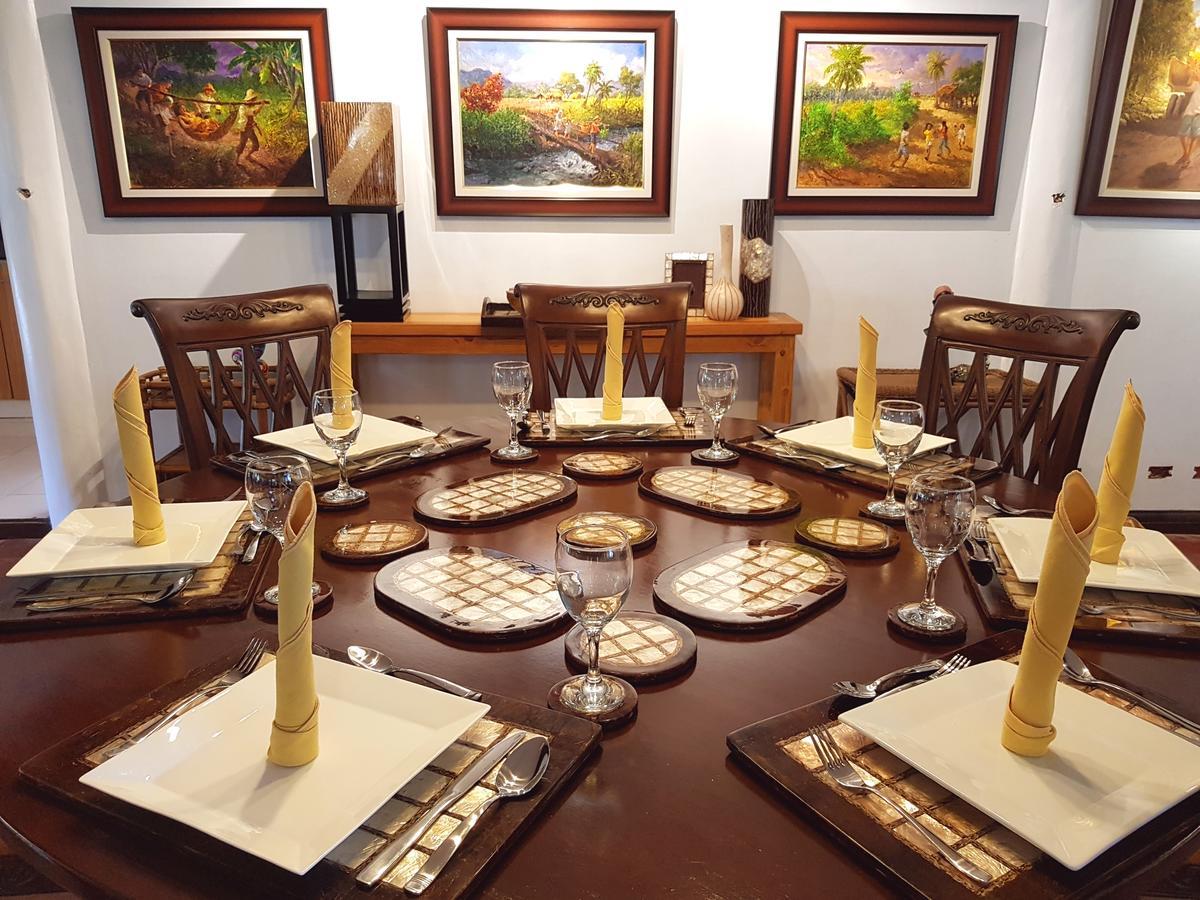 Stay Amare Villa Maria 1 Bacolod Dış mekan fotoğraf