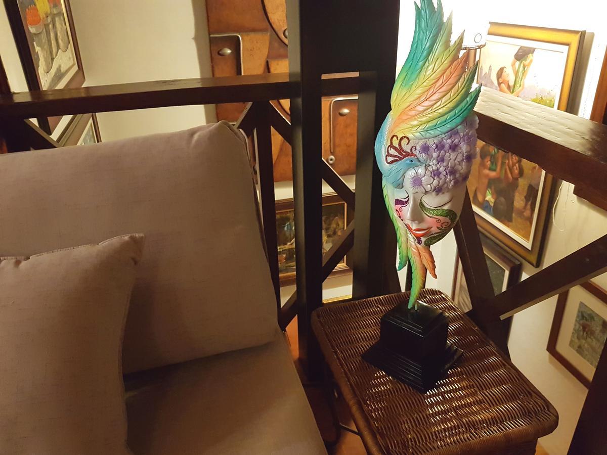 Stay Amare Villa Maria 1 Bacolod Dış mekan fotoğraf